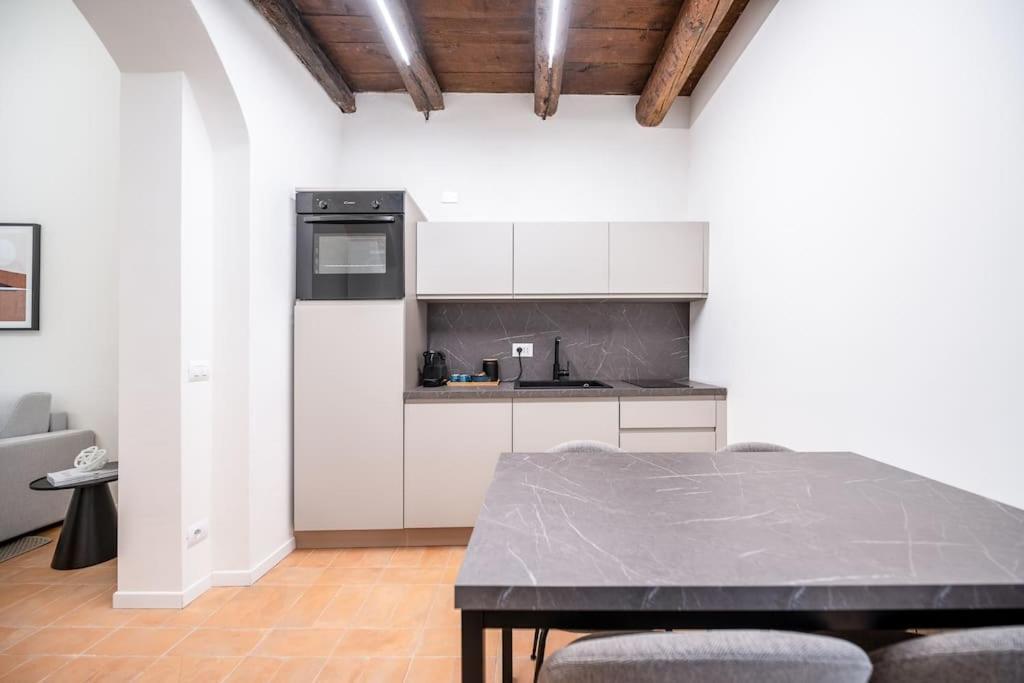 Residenza Mercanti - City Center - Lovely Maison 토리노 외부 사진